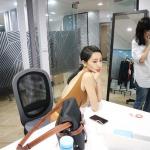 名模隋棠揪老公视察新办公室 头上背上都有亮点 名模隋棠揪老公视察新办公室 头上背上都有亮点