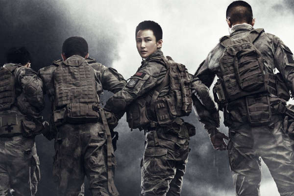 红海行动女队员佟莉幕后揭秘 戏外蒋璐霞长发私照惊艳(图) 红海行动女队员佟莉幕后揭秘 戏外蒋璐霞长发私照惊艳(图)