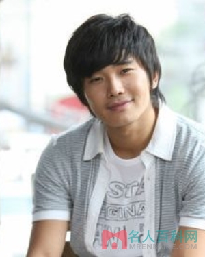 温朱万(온주완,On Ju Wan)